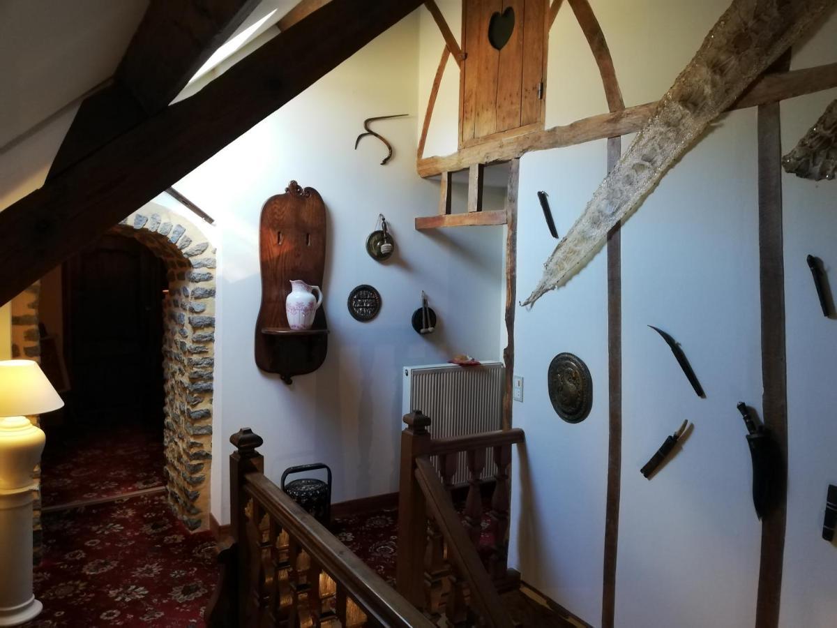 Les Petites Chapelles Bed & Breakfast Saint-Pierre-de-Plesguen Bagian luar foto